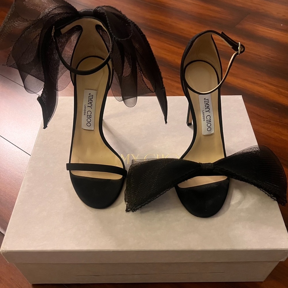 Like New! Jimmy Choo Aveline